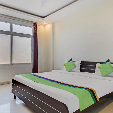 Treebo Silver Grand New Agreement Lucknow Extérieur photo