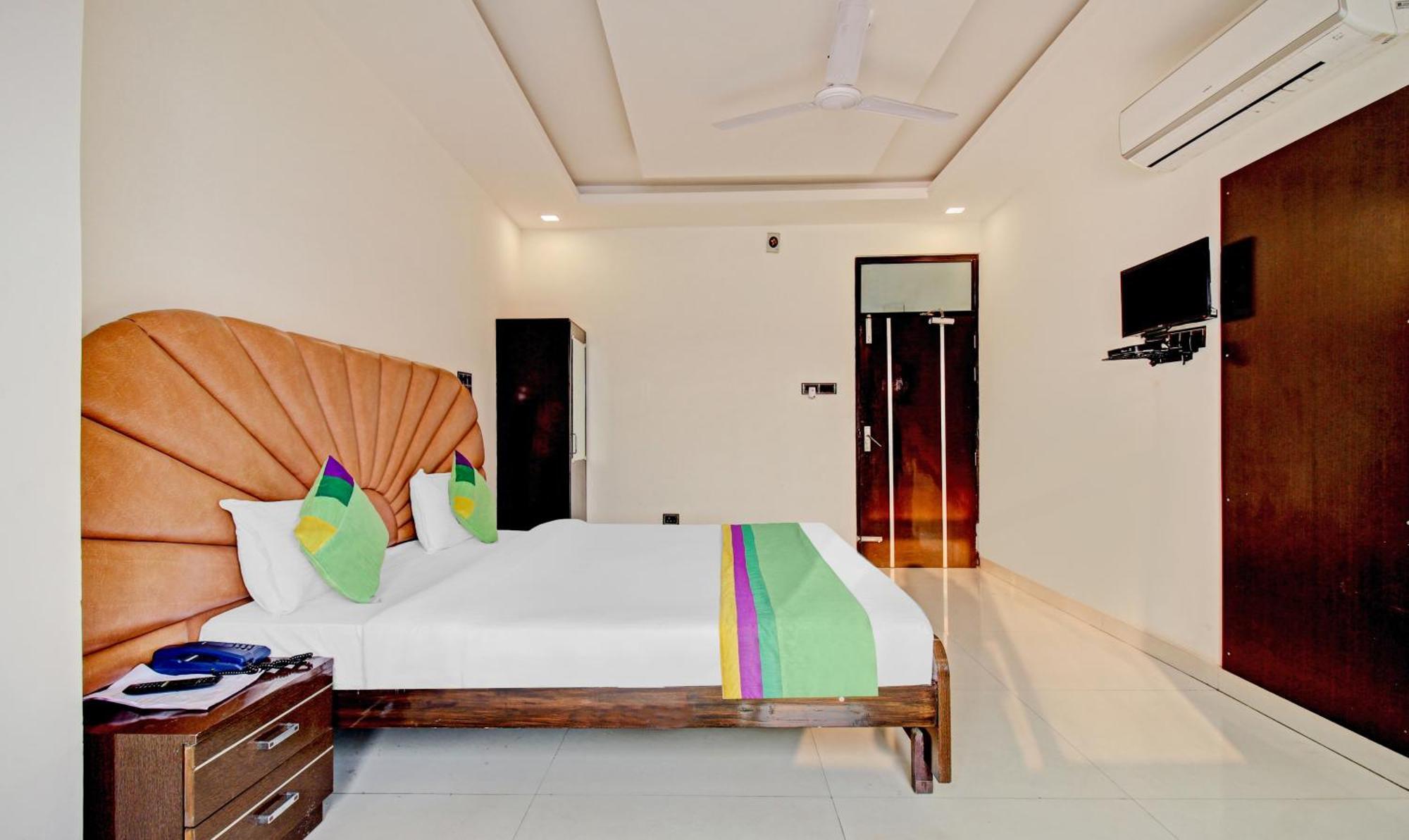 Treebo Silver Grand New Agreement Lucknow Extérieur photo