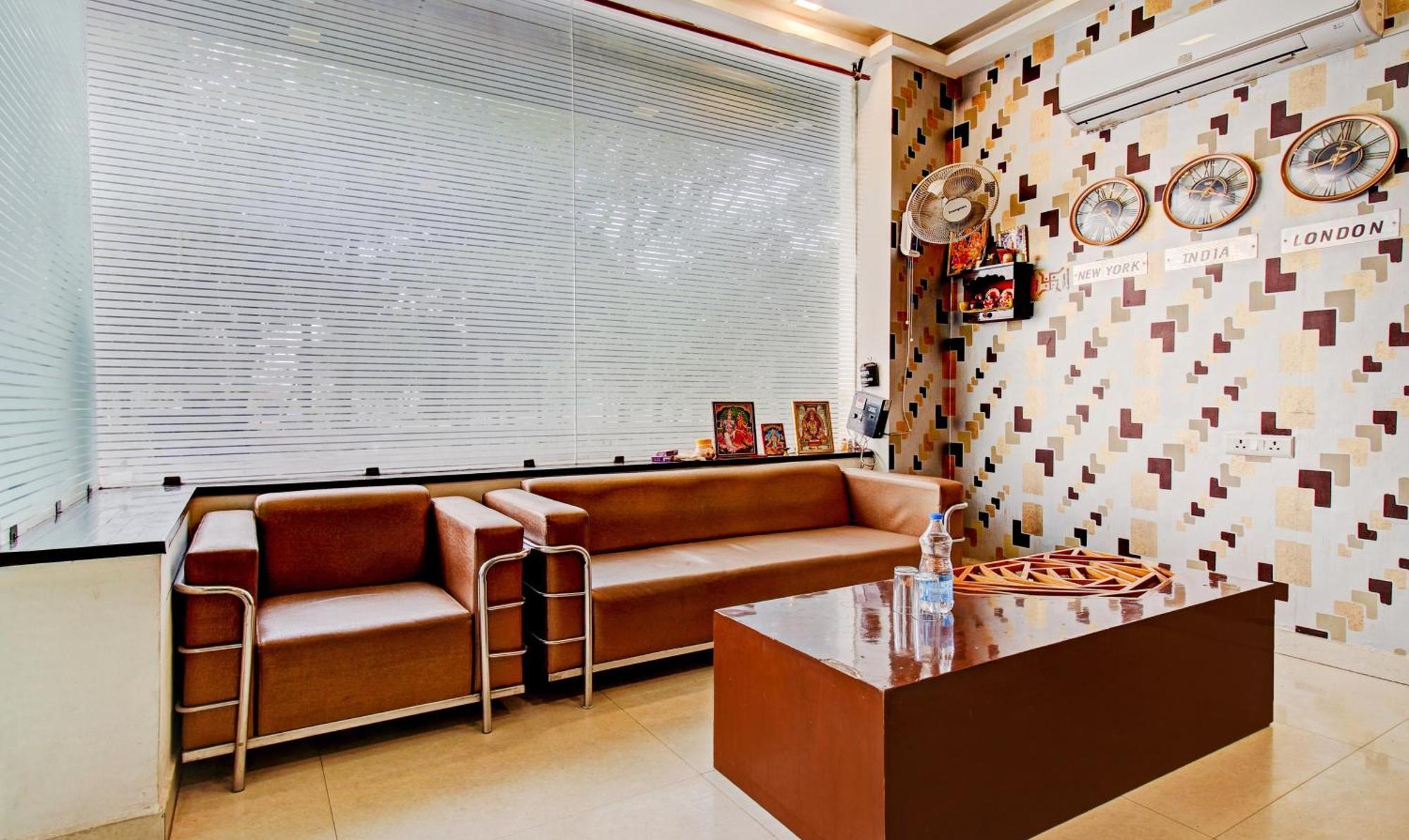 Treebo Silver Grand New Agreement Lucknow Extérieur photo