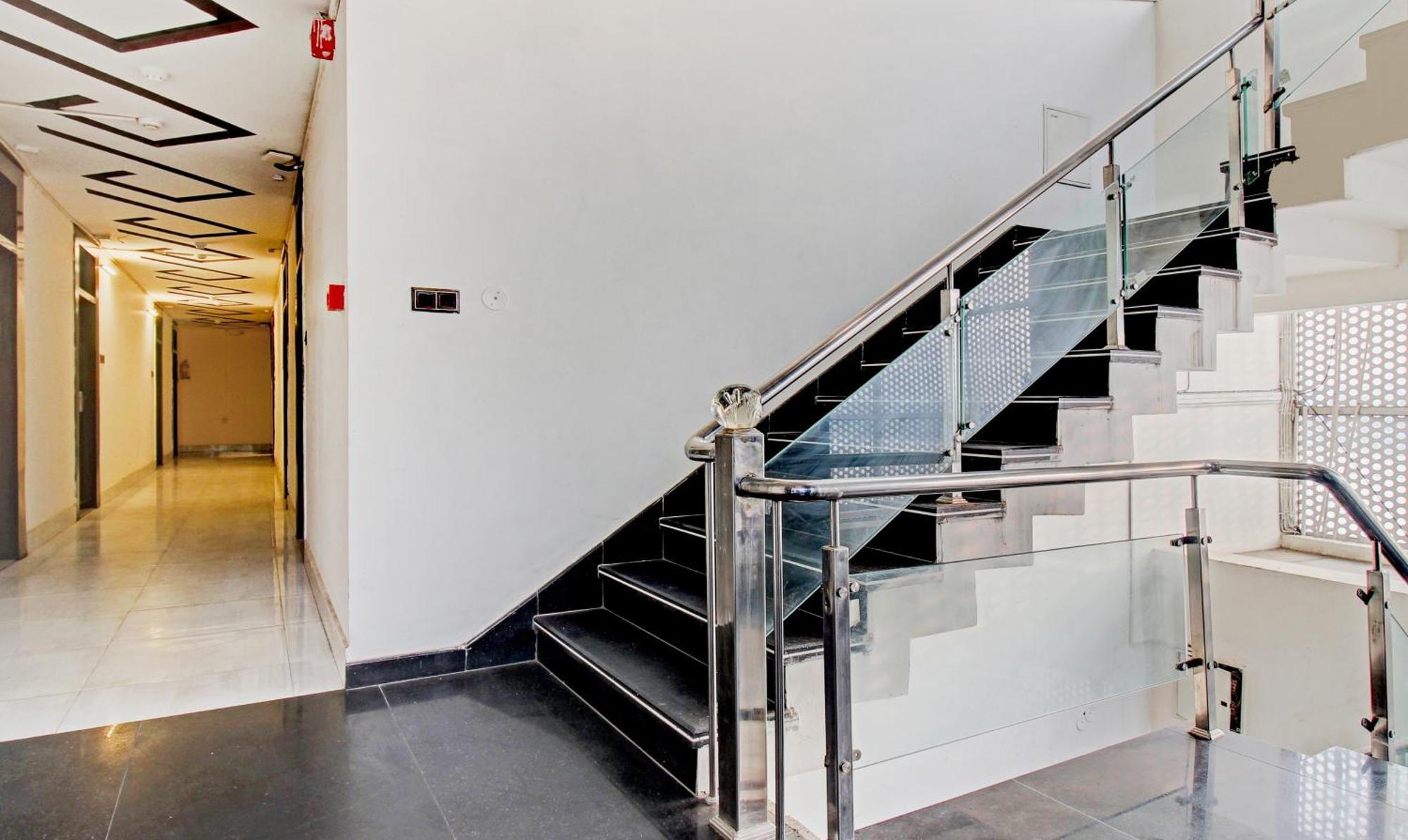 Treebo Silver Grand New Agreement Lucknow Extérieur photo